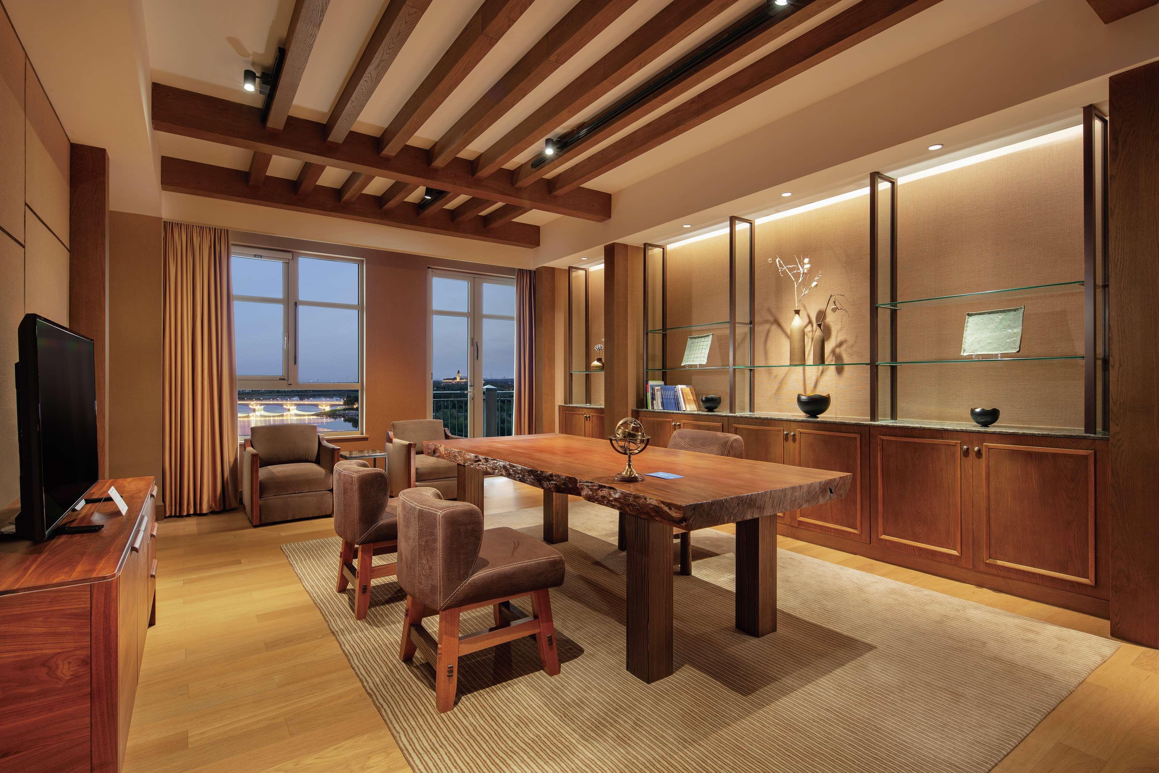 Hilton Wenan Hotel Langfang Exterior photo